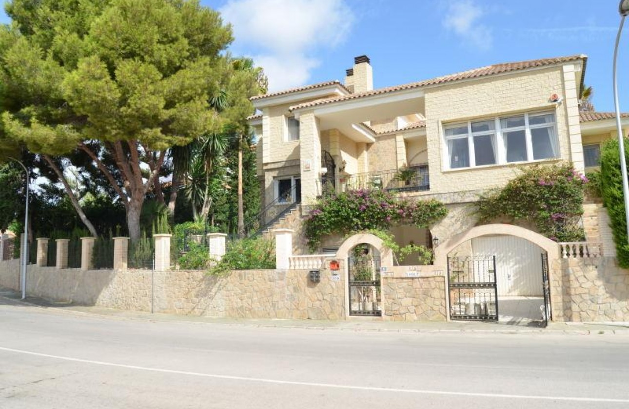 Herverkoop - Detached Villa - Orihuela Costa - Dehesa de Campoamor