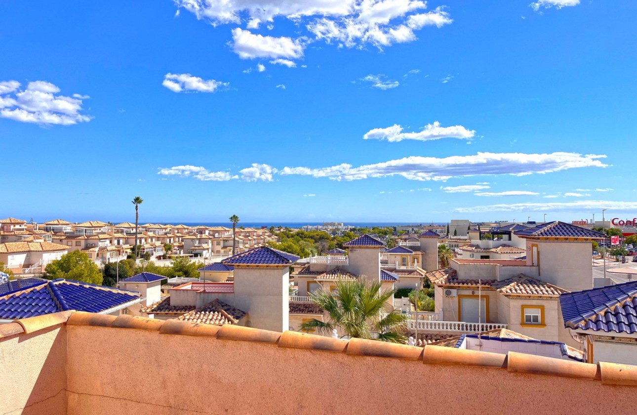 Herverkoop - Detached Villa - Orihuela Costa - La Zenia