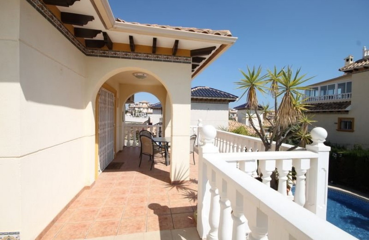 Herverkoop - Detached Villa - Orihuela Costa - La Zenia