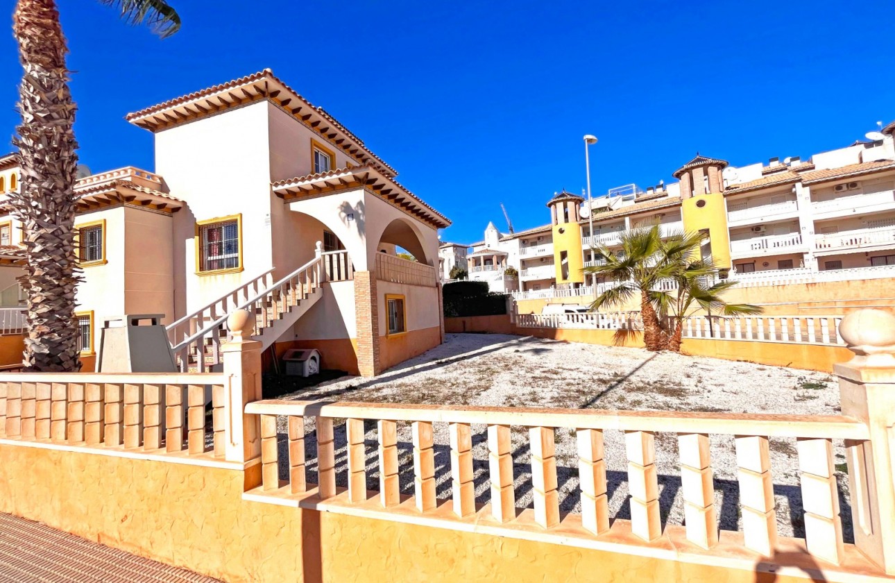 Herverkoop - Detached Villa - Orihuela Costa - Lomas de Cabo Roig