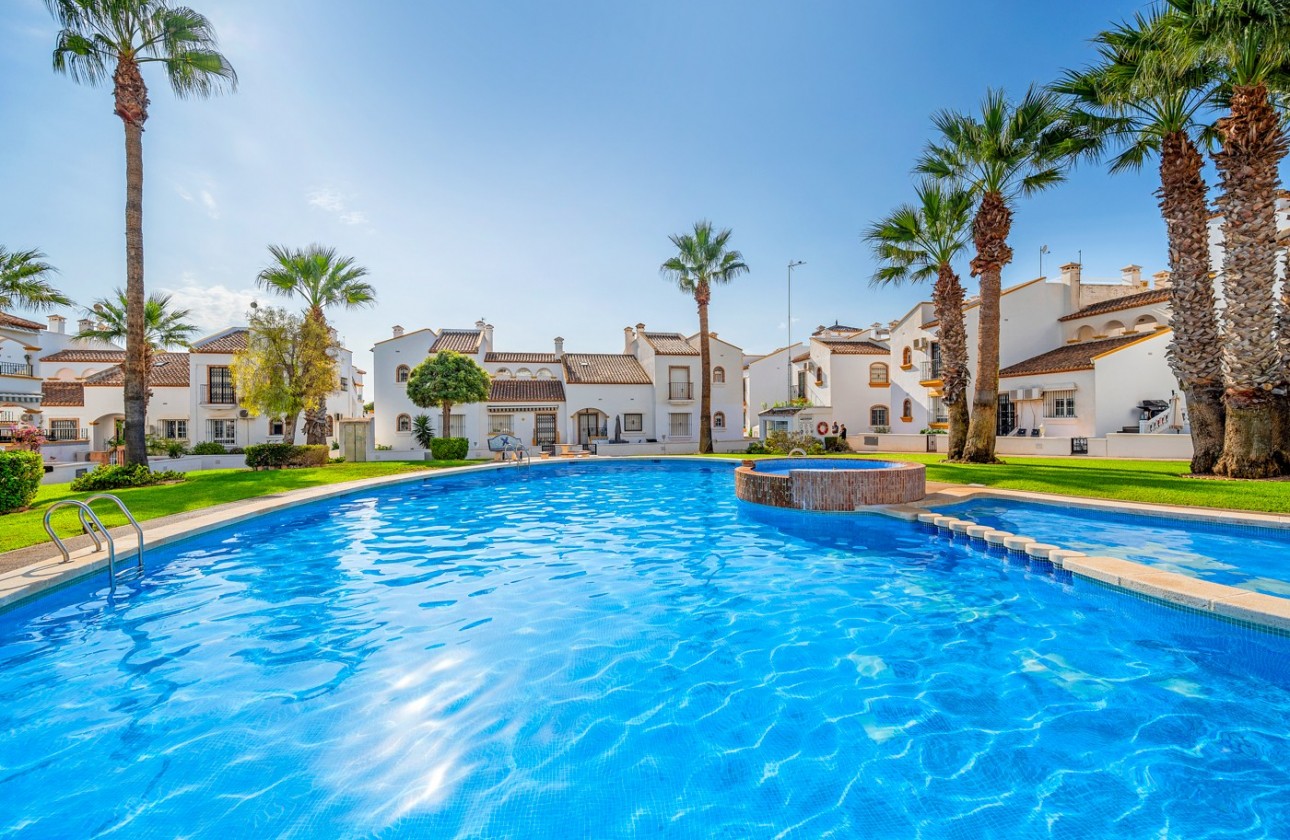 Herverkoop - Detached Villa - Orihuela Costa - Los Dolses