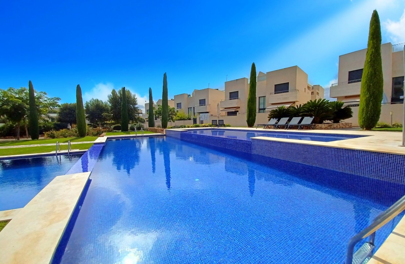 Herverkoop - Detached Villa - Orihuela Costa - Los Dolses