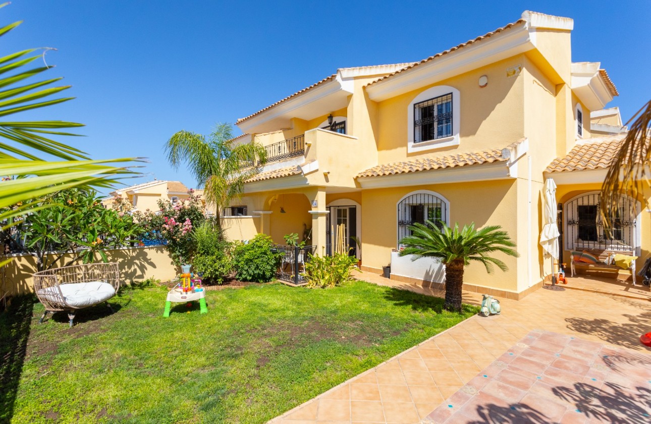 Herverkoop - Detached Villa - Orihuela Costa - Los Dolses