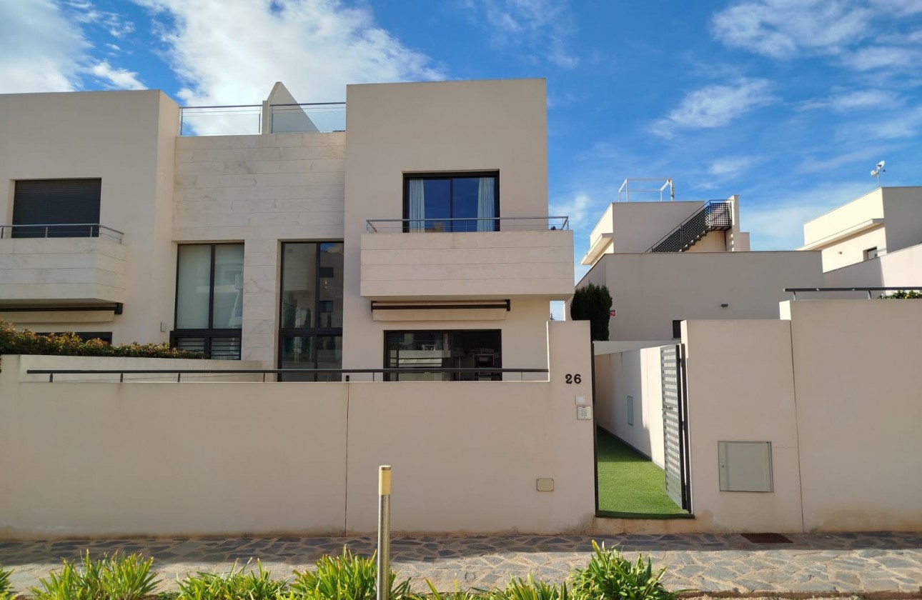 Herverkoop - Detached Villa - Orihuela Costa - Los Dolses