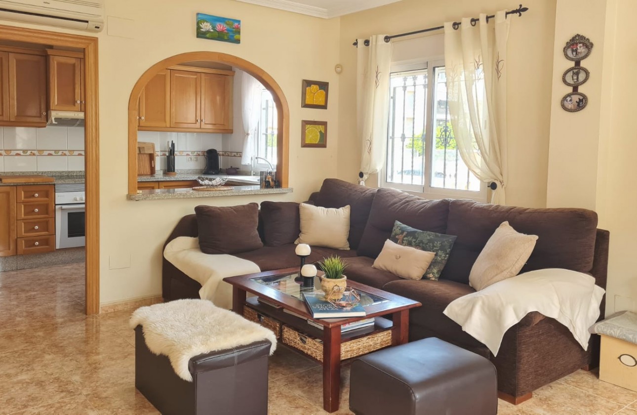 Herverkoop - Detached Villa - Orihuela Costa - Los Dolses