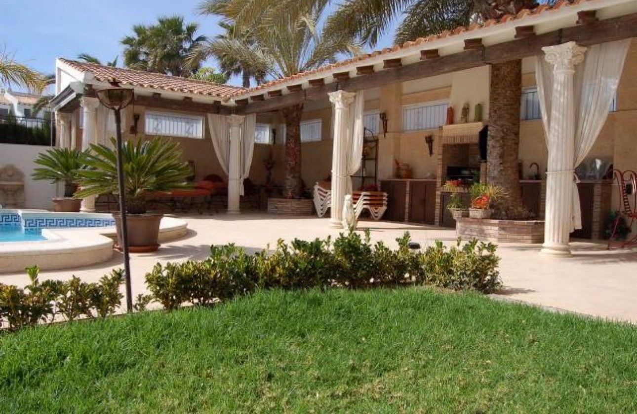 Herverkoop - Detached Villa - Orihuela Costa - Playa Flamenca