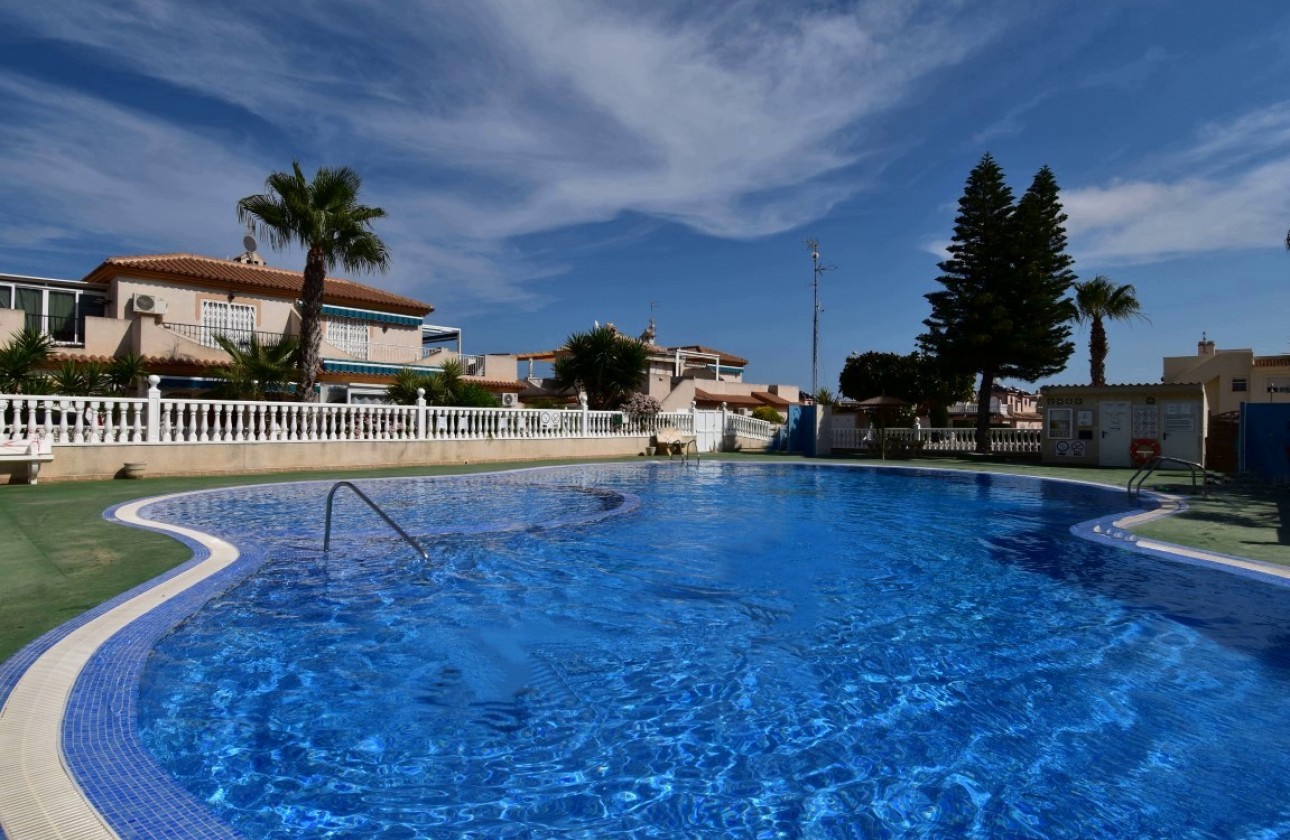 Herverkoop - Detached Villa - Orihuela Costa - Playa Flamenca