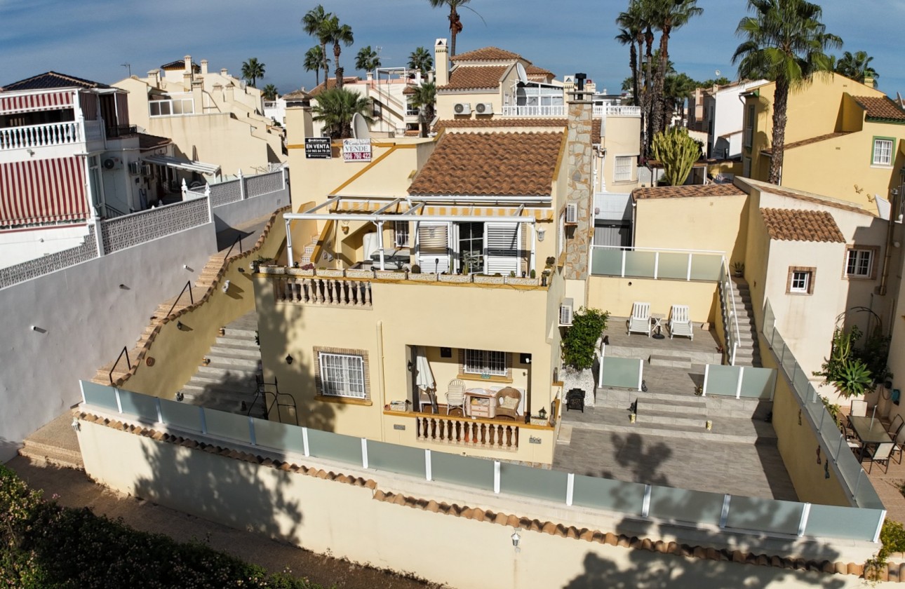 Herverkoop - Detached Villa - Orihuela Costa - Playa Flamenca