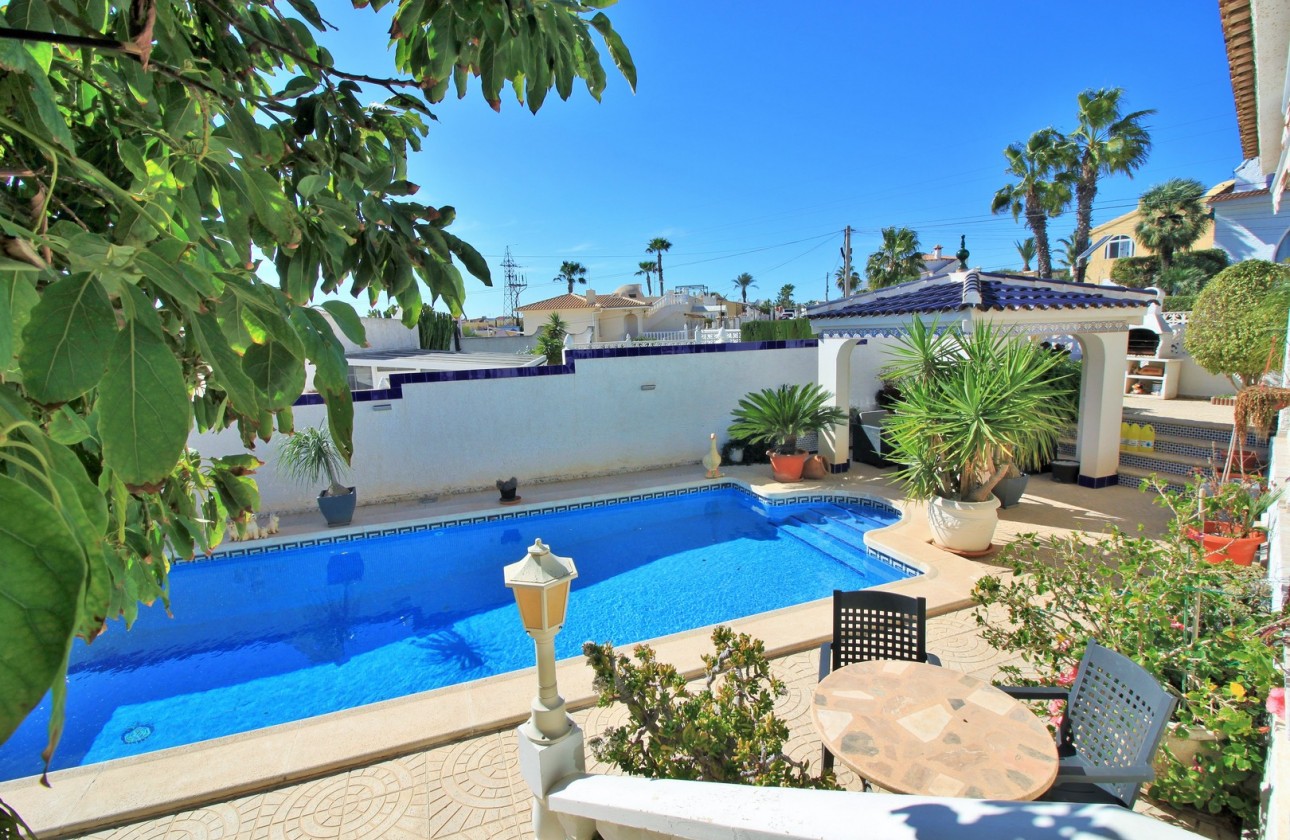 Herverkoop - Detached Villa - Orihuela Costa - Villamartín