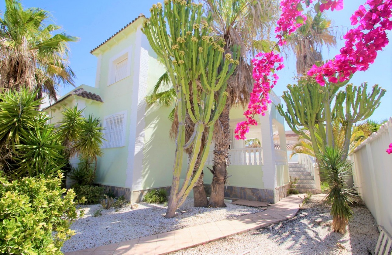 Herverkoop - Detached Villa - Orihuela Costa - Villamartín