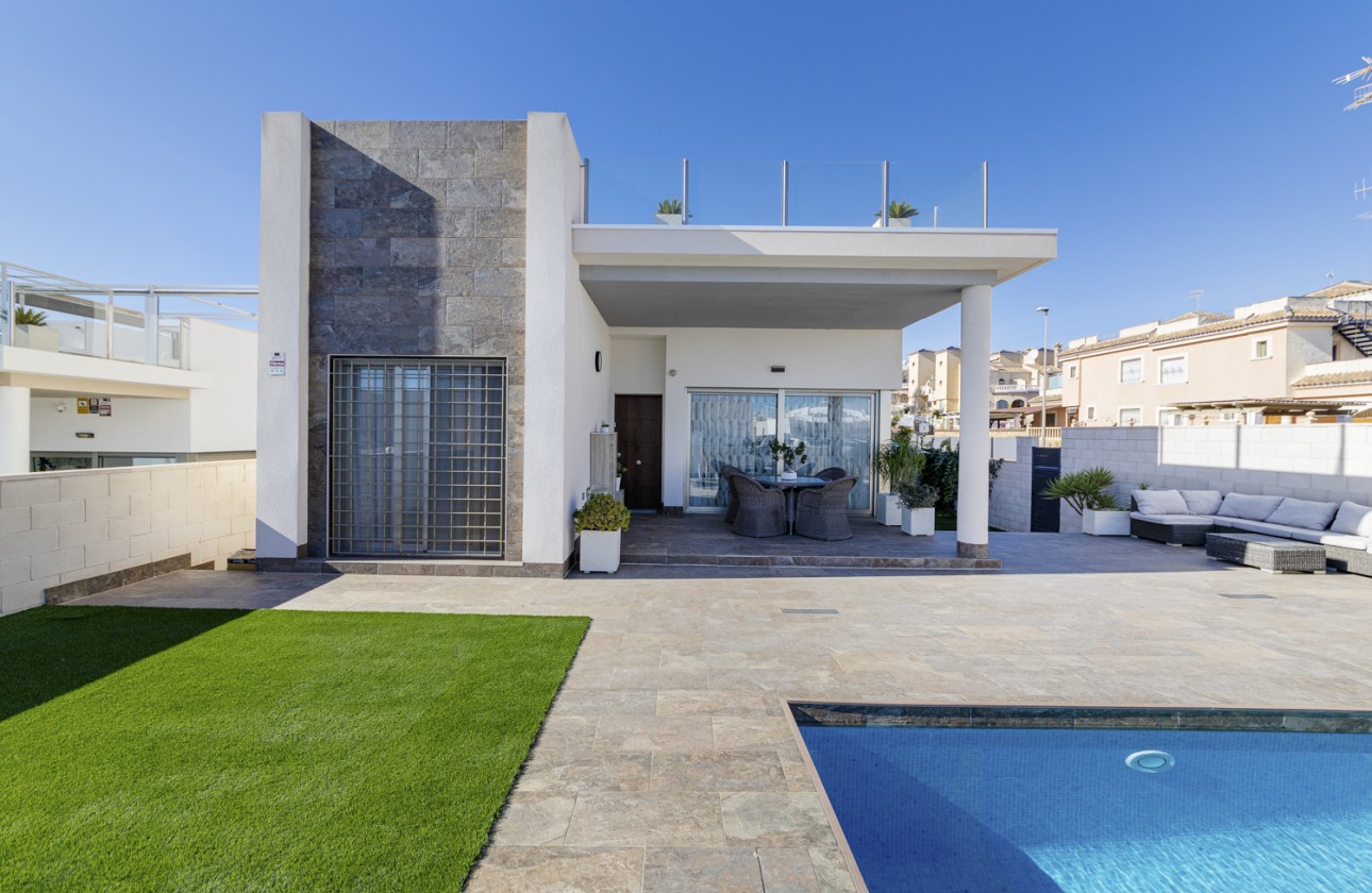 Herverkoop - Detached Villa - Orihuela Costa - Villamartín