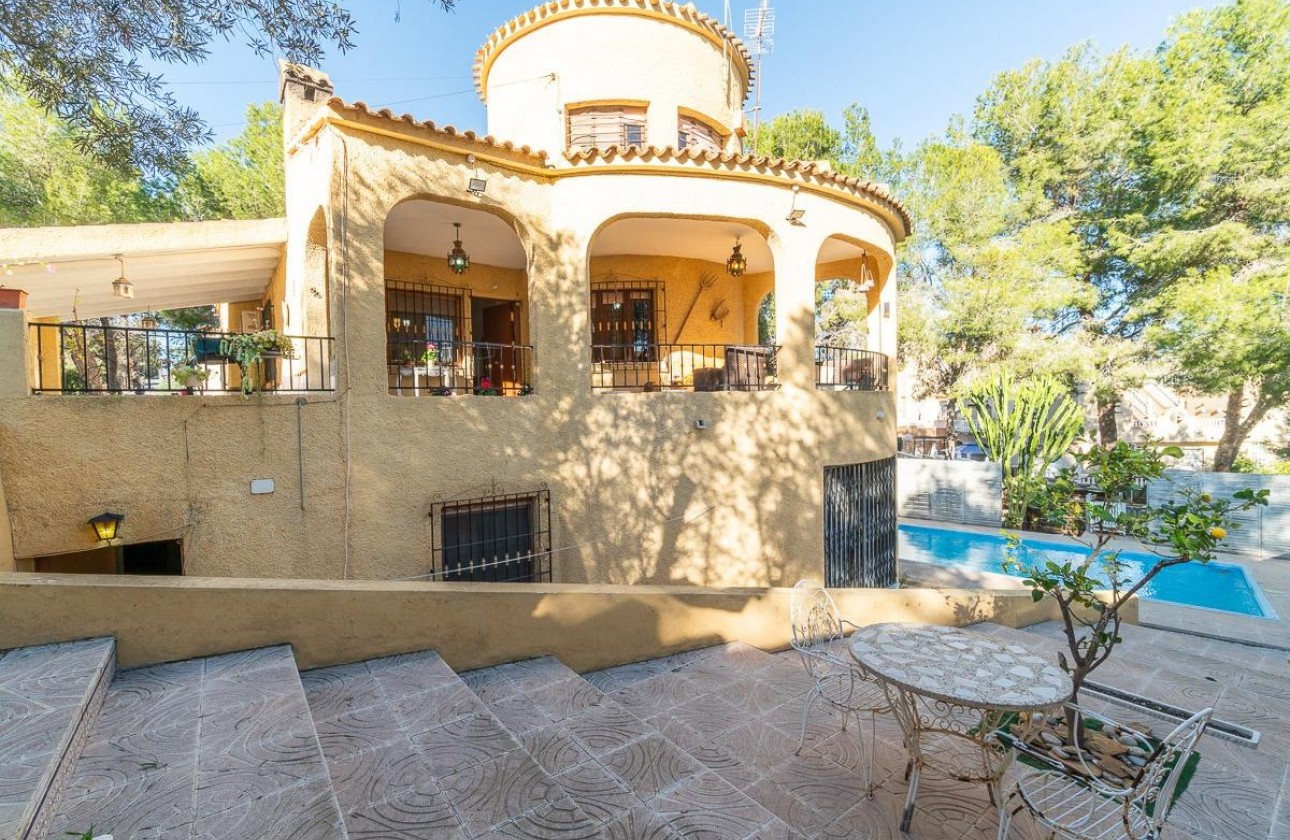 Herverkoop - Detached Villa - Orihuela Costa - Villamartín