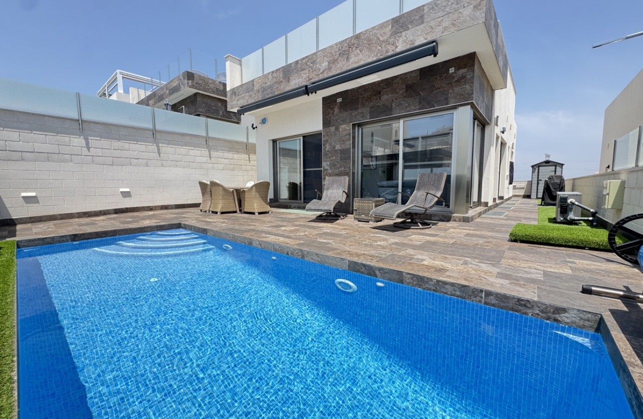 Herverkoop - Detached Villa - Orihuela Costa - Villamartín