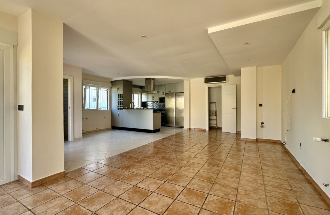 Herverkoop - Detached Villa - Orihuela Costa - Villamartín