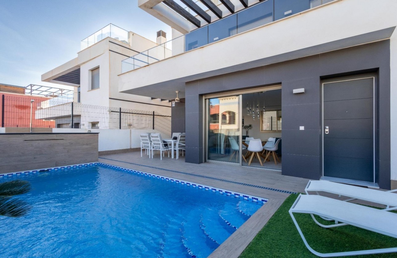 Herverkoop - Detached Villa - Orihuela Costa - Villamartín