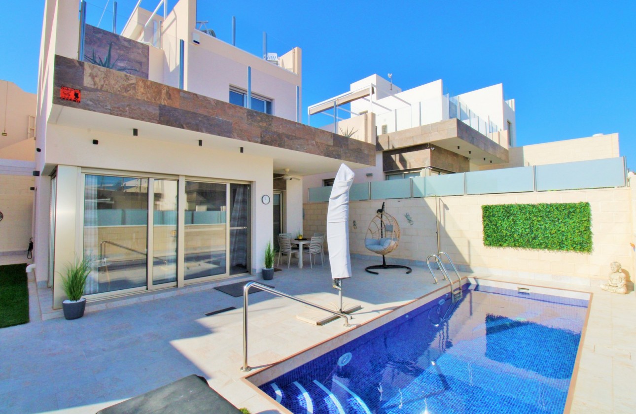Herverkoop - Detached Villa - Orihuela Costa - Villamartín