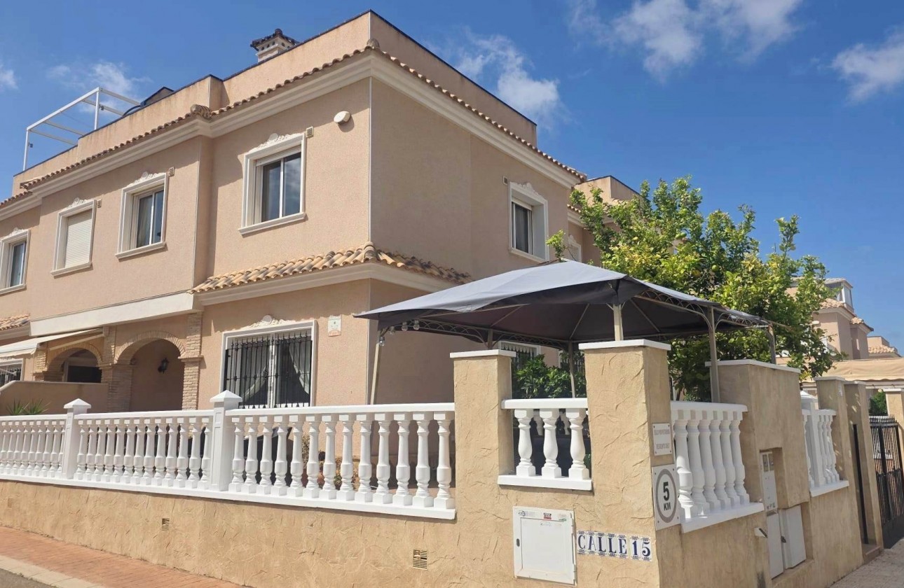 Herverkoop - Detached Villa - Orihuela Costa - Villamartín