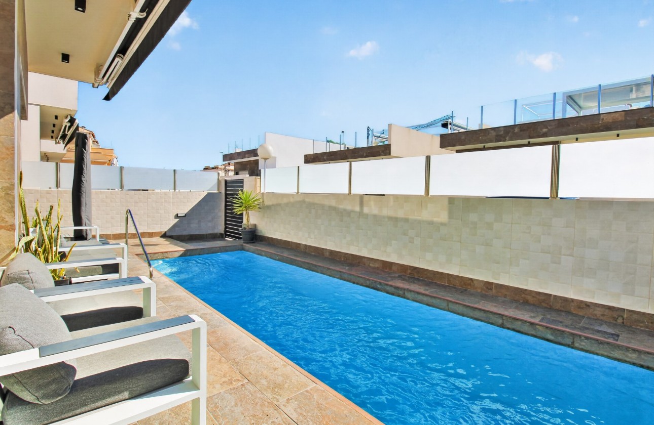 Herverkoop - Detached Villa - Orihuela Costa - Villamartín