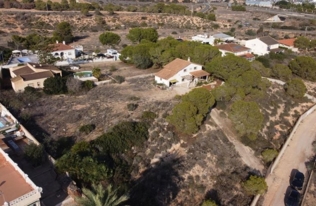 Herverkoop - Detached Villa - Orihuela Costa