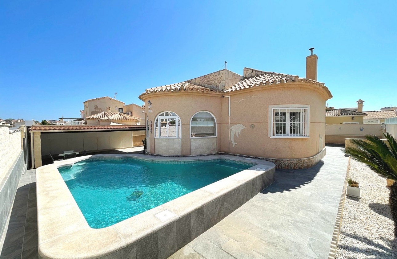Herverkoop - Detached Villa - Orihuela Costa