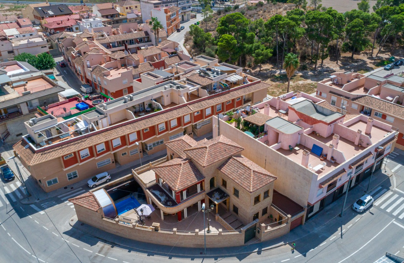 Herverkoop - Detached Villa - Orihuela