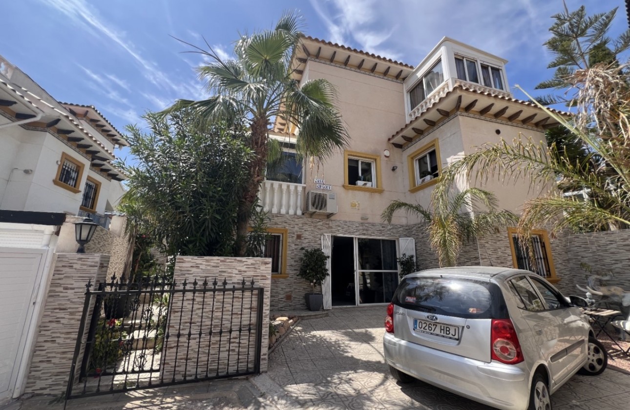 Herverkoop - Detached Villa - Orihuela