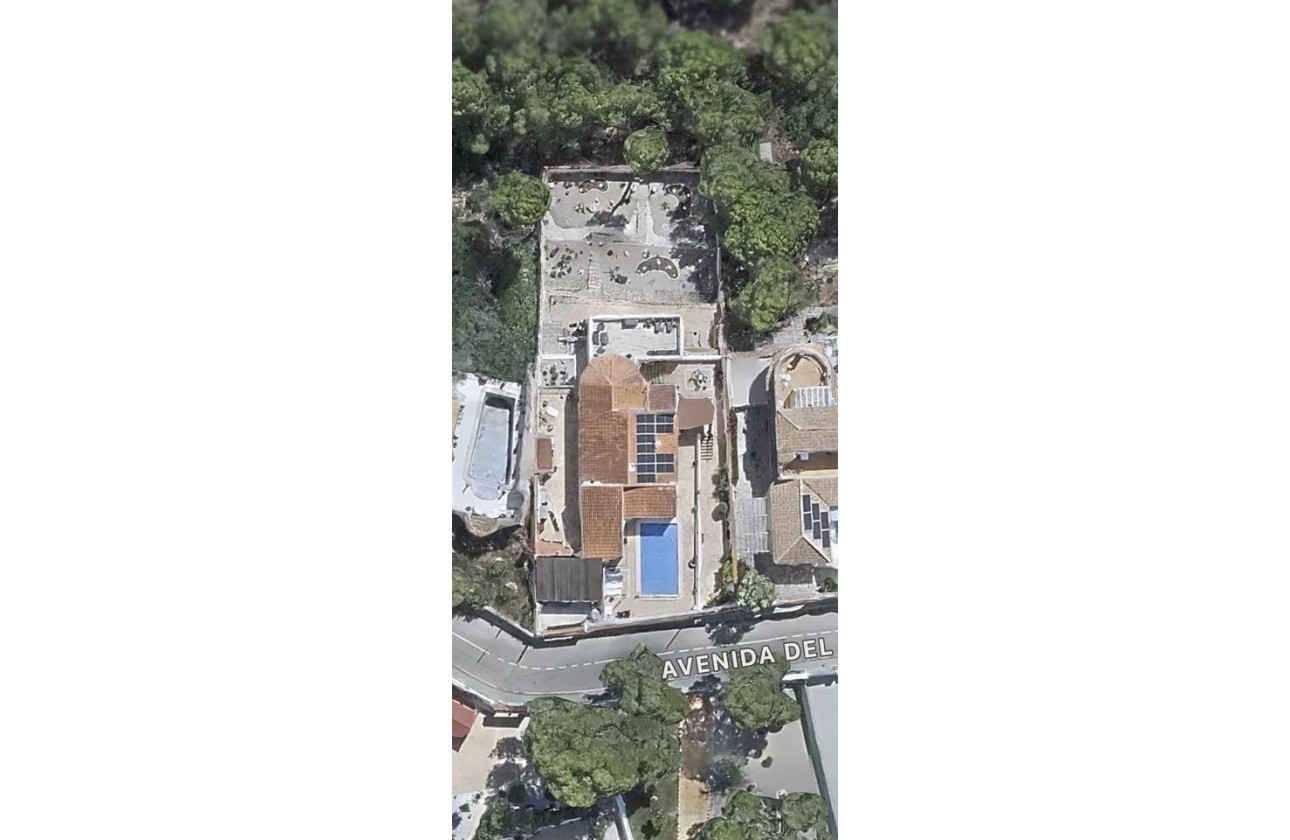 Herverkoop - Detached Villa - Pinar de Campoverde