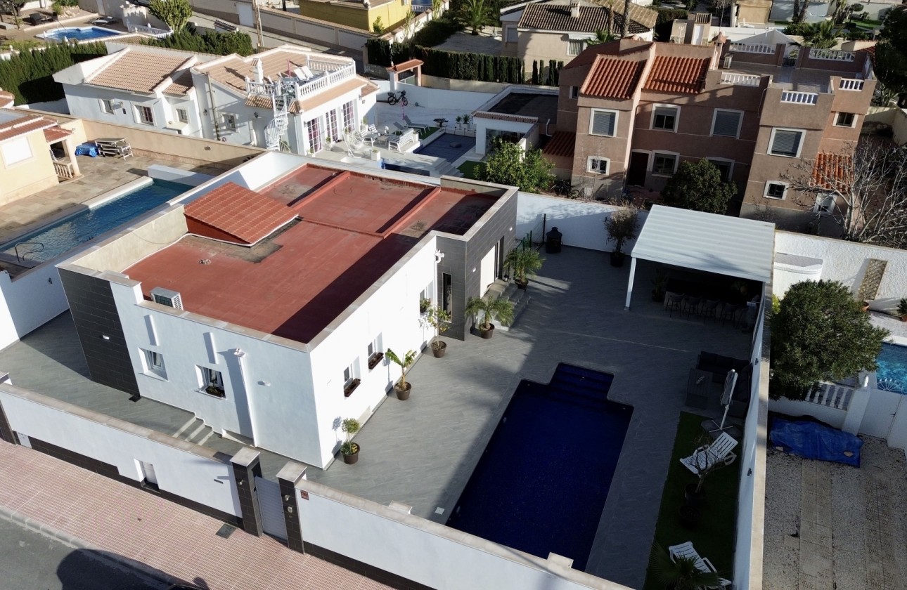 Herverkoop - Detached Villa - Rojales - Ciudad Quesada