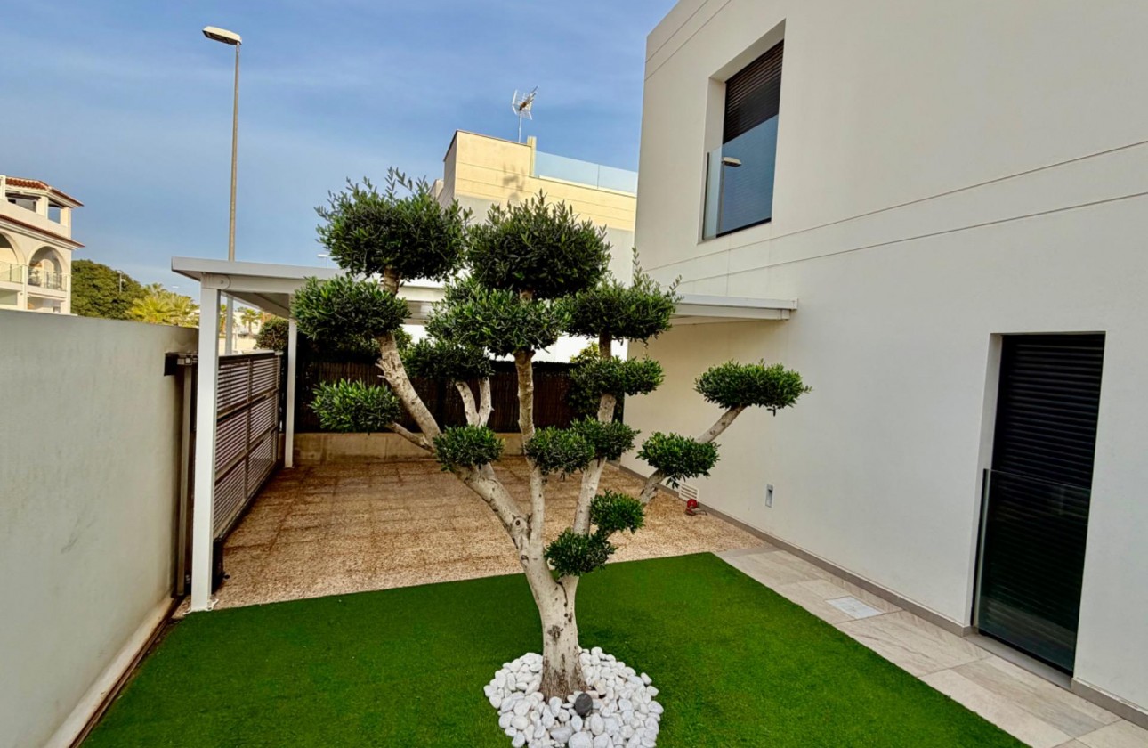 Herverkoop - Detached Villa - Rojales - Ciudad Quesada