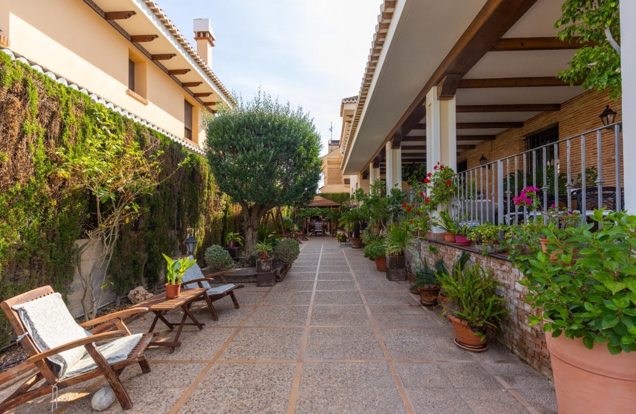 Herverkoop - Detached Villa - Torrevieja - La Veleta