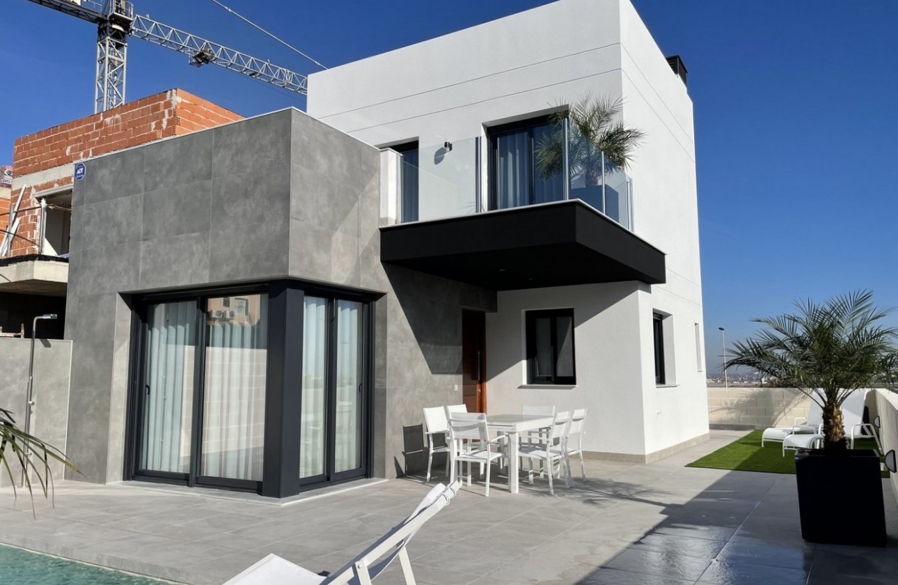 Herverkoop - Detached Villa - Torrevieja - Los Altos