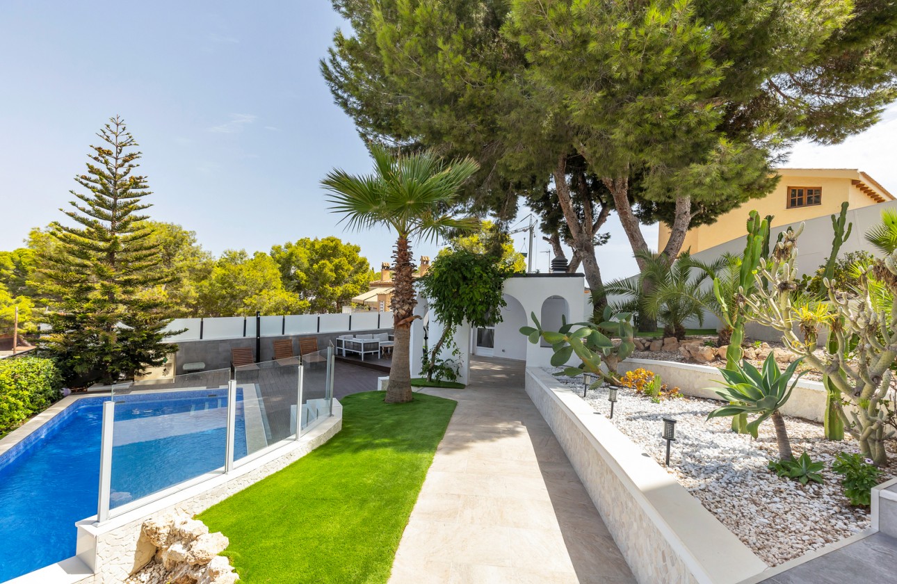 Herverkoop - Detached Villa - Torrevieja - Los Balcones - Los Altos del Edén