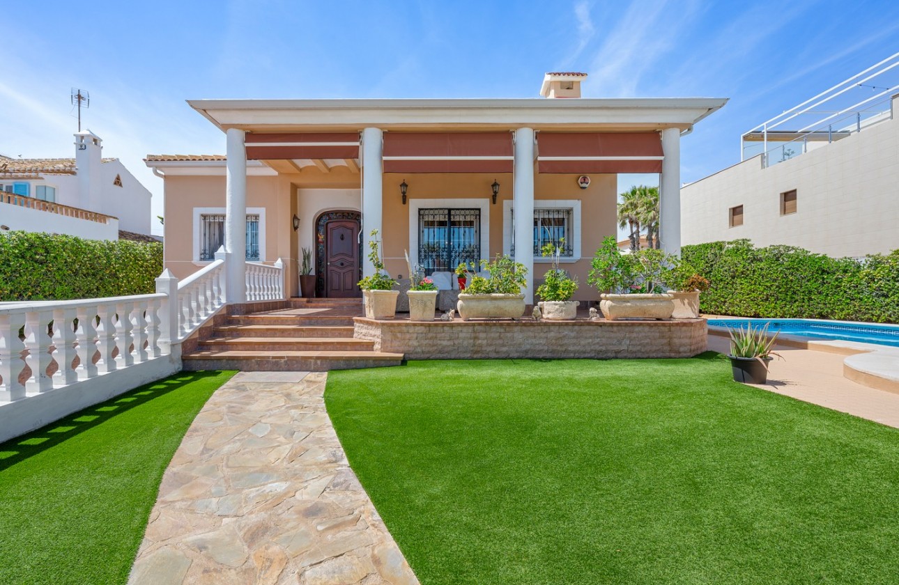Herverkoop - Detached Villa - Torrevieja - Torrelamata - La Mata