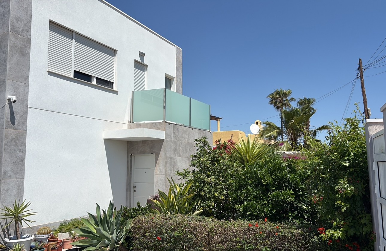 Herverkoop - Detached Villa - Torrevieja - Torreta - Florida