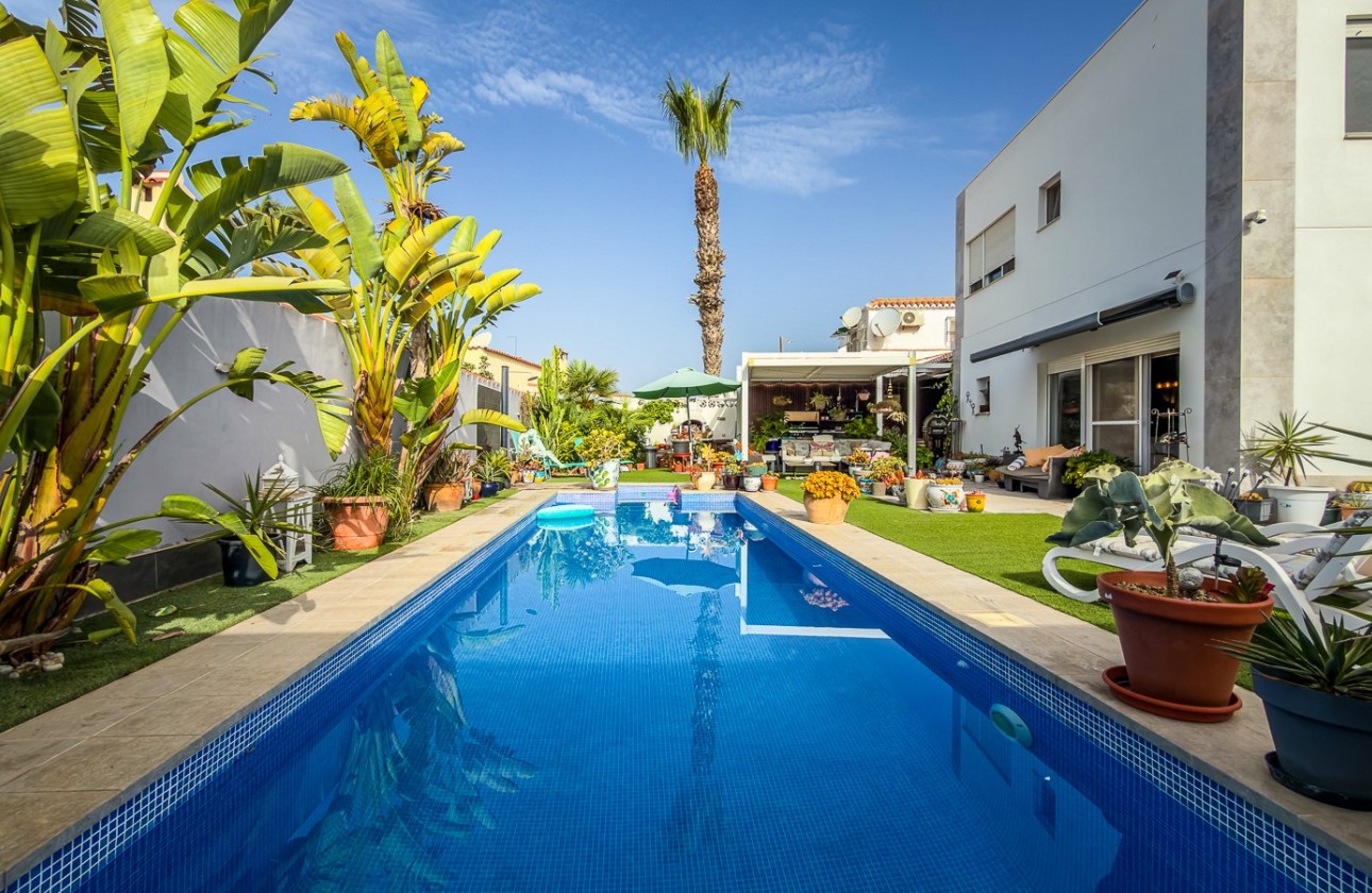 Herverkoop - Detached Villa - Torrevieja - Torreta Florida