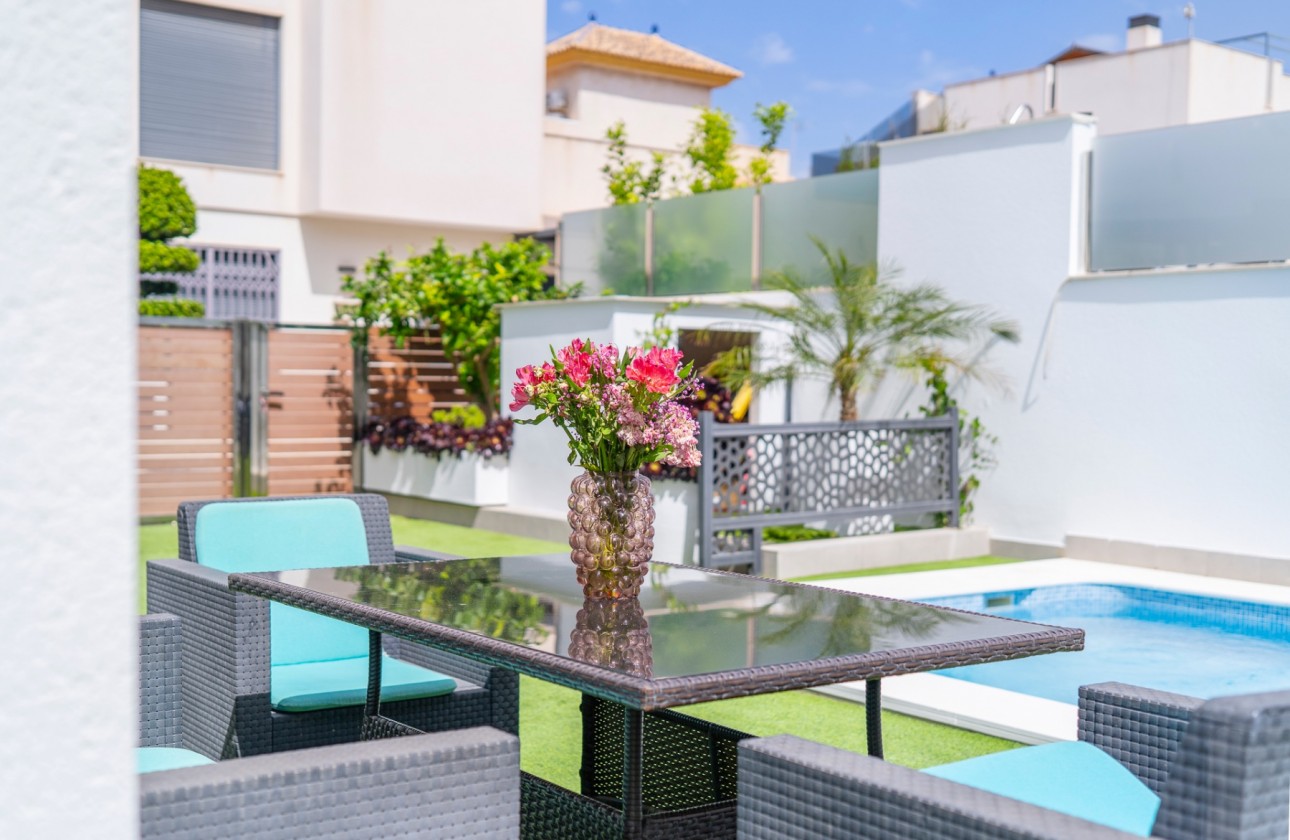 Herverkoop - Detached Villa - Torrevieja