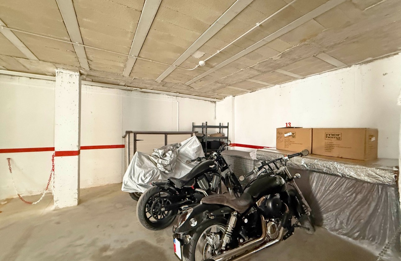 Herverkoop - Garage - Orihuela Costa - Lomas de Cabo Roig