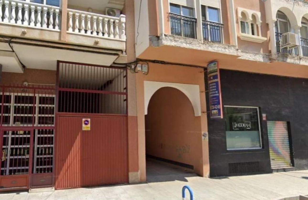 Herverkoop - Garage - Torrevieja - Playa del Cura