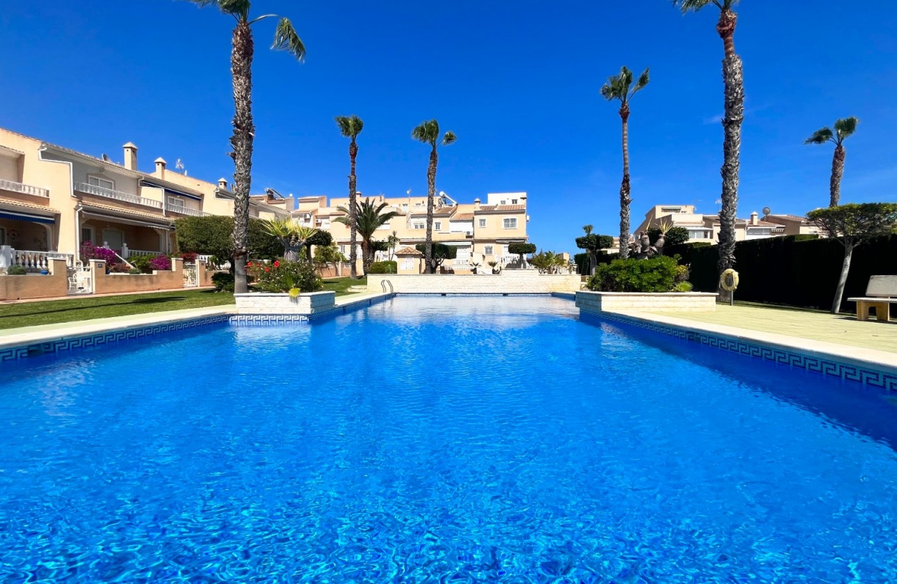 Herverkoop - Herenhuis - Ciudad Quesada - Doña Pepa