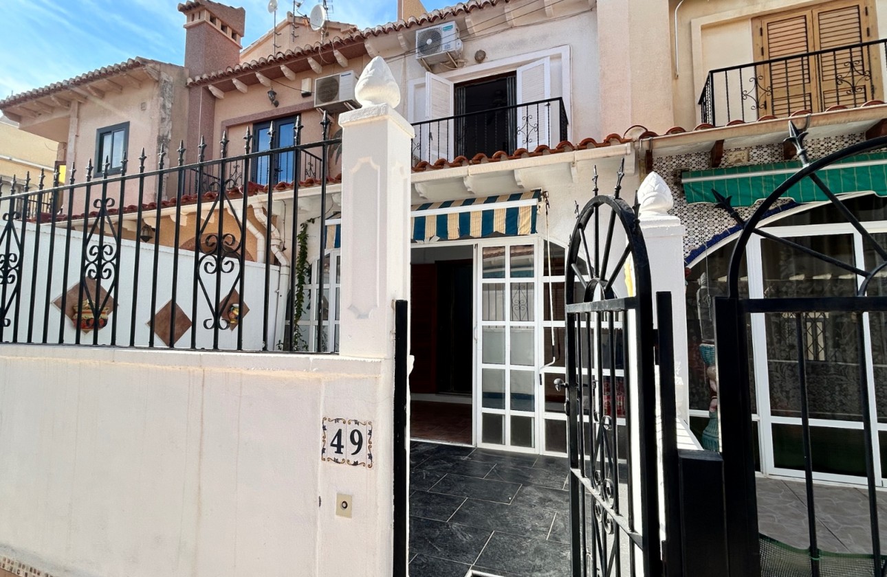 Herverkoop - Herenhuis - Torrevieja - El chaparral