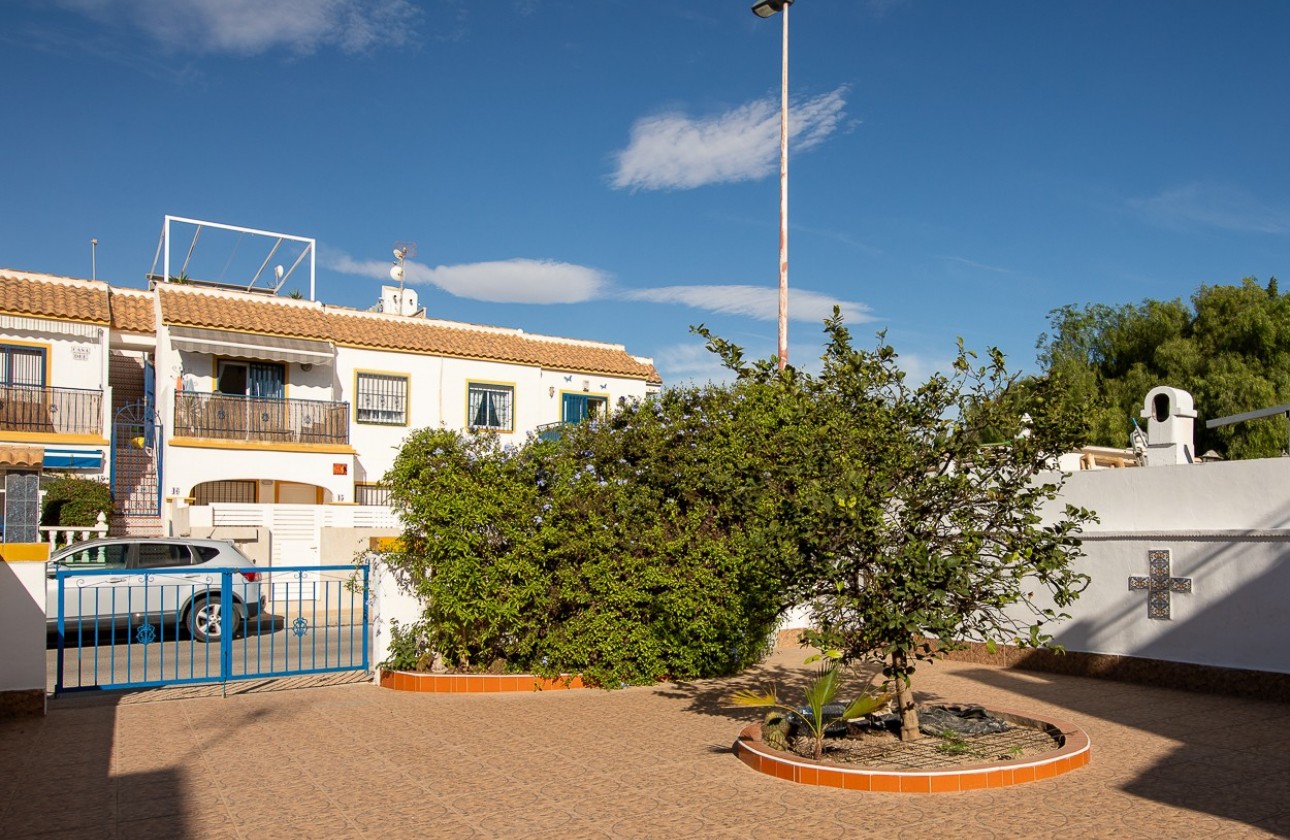 Herverkoop - Herenhuis - Torrevieja - Jardin Del Mar