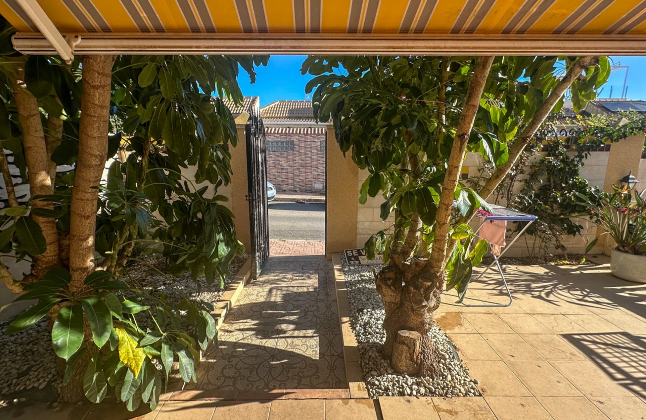 Herverkoop - Herenhuis - Torrevieja - Nueva Torrevieja - Aguas Nuevas