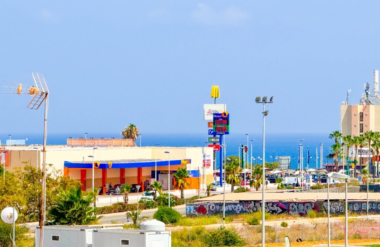 Herverkoop - Herenhuis - Torrevieja - Punta Prima
