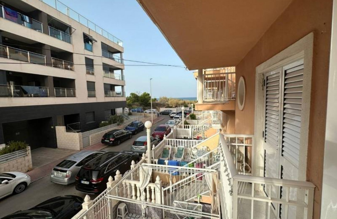 Herverkoop - Herenhuis - Torrevieja - Torrelamata - La Mata