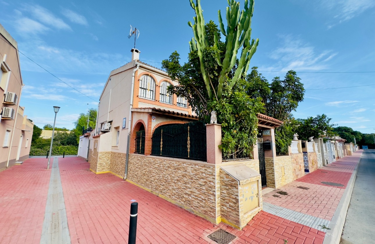 Herverkoop - House - Torrevieja - El Acequión - Los Náufragos