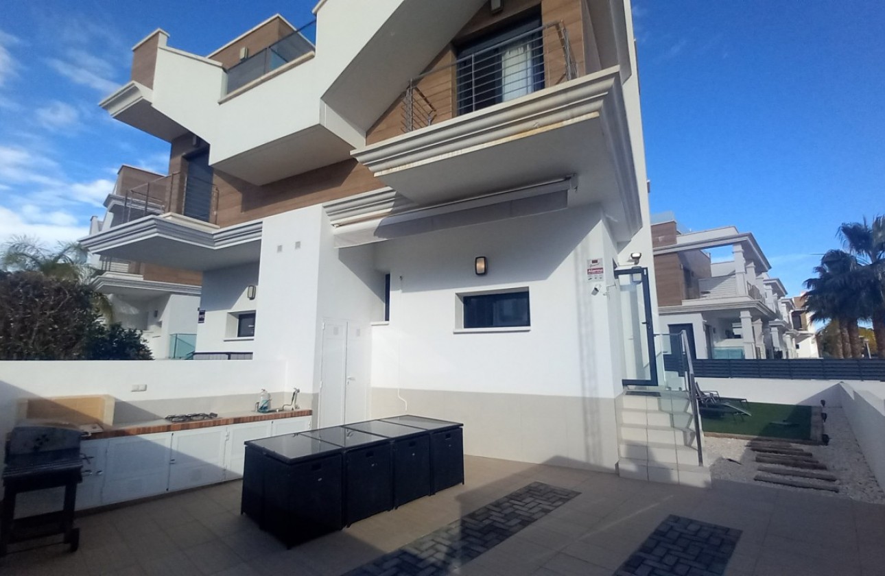 Herverkoop - Semi Detached Villa - Ciudad Quesada