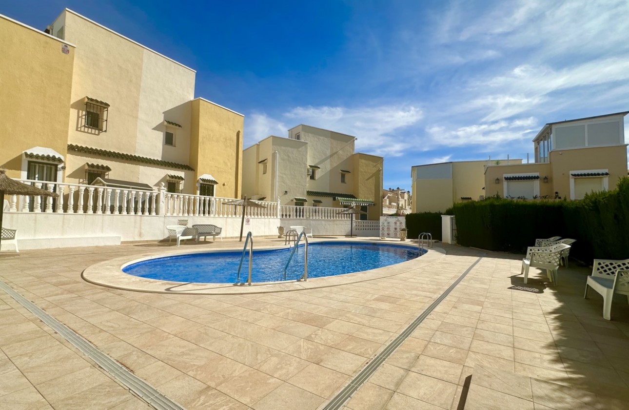 Herverkoop - Semi Detached Villa - Orihuela Costa - Los Altos