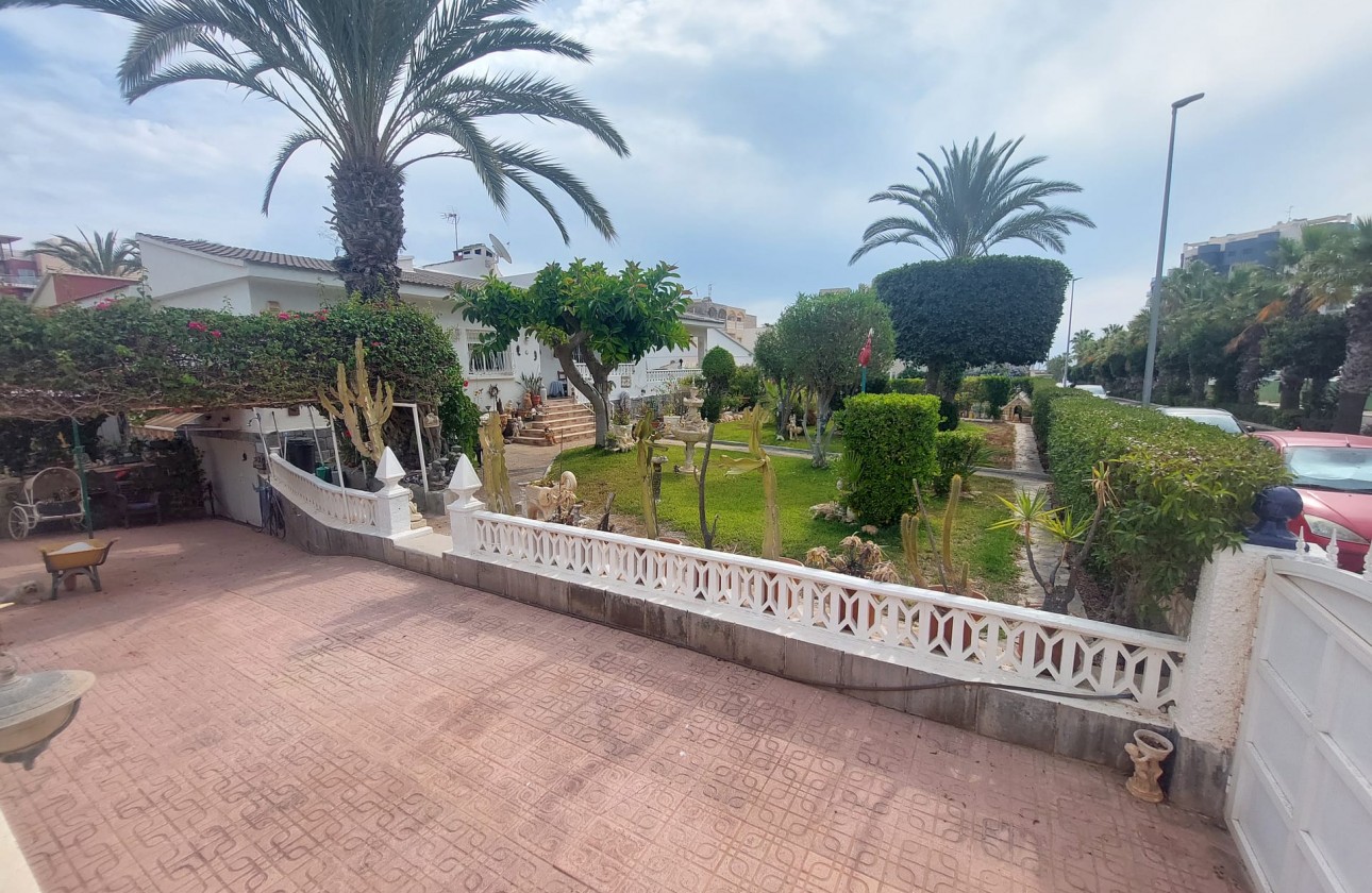 Herverkoop - Semi Detached Villa - Orihuela Costa - Punta Prima