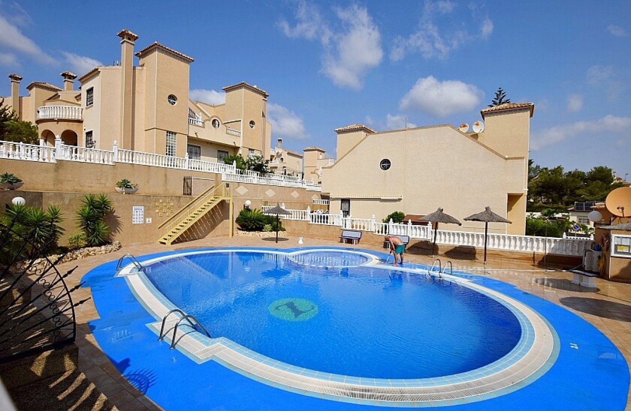 Herverkoop - Semi Detached Villa - Orihuela Costa - Villamartín