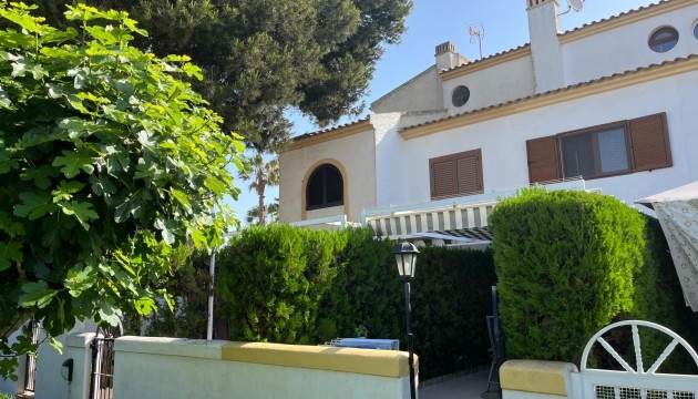 House - Herverkoop - Torrevieja - Nueva Torrevieja - Aguas Nuevas